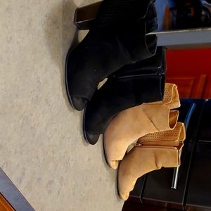 2 pr old navy open toe booties sz7